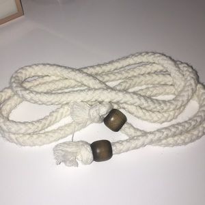 Braided lose belt with wooded bead ends